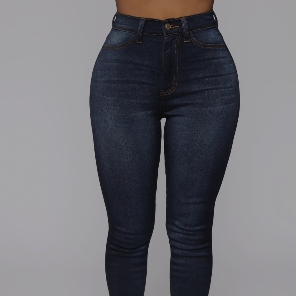 Dark Denim butt lifting jeans